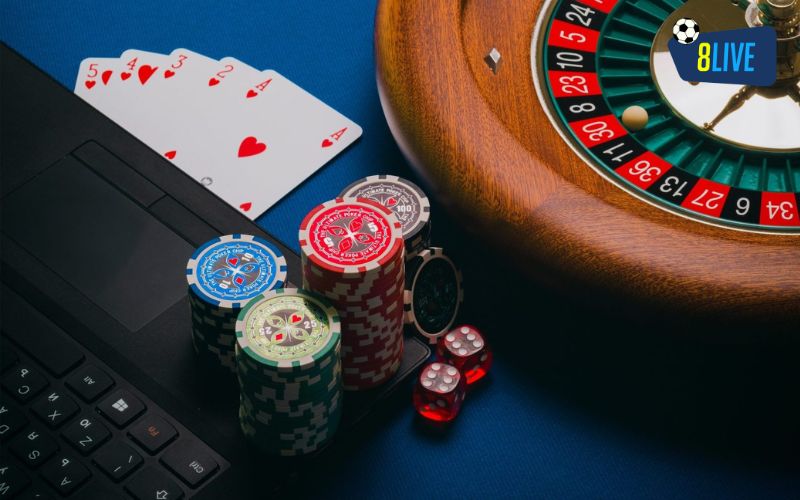 Hướng dẫn chơi Poker 8Live Hướng dẫn chơi Poker 8Live